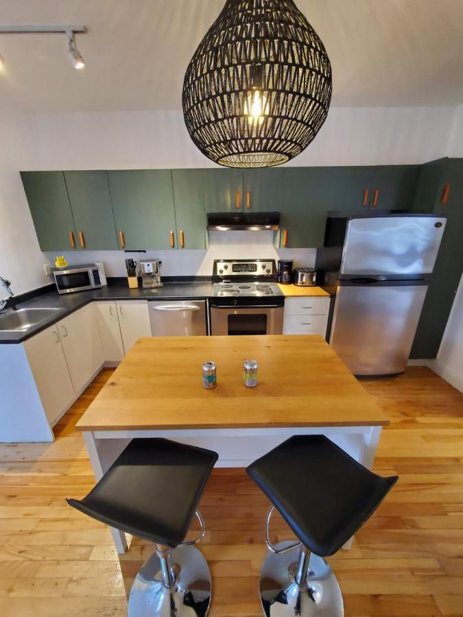 Appartamento Les 300S 3E Avenue Québec Esterno foto